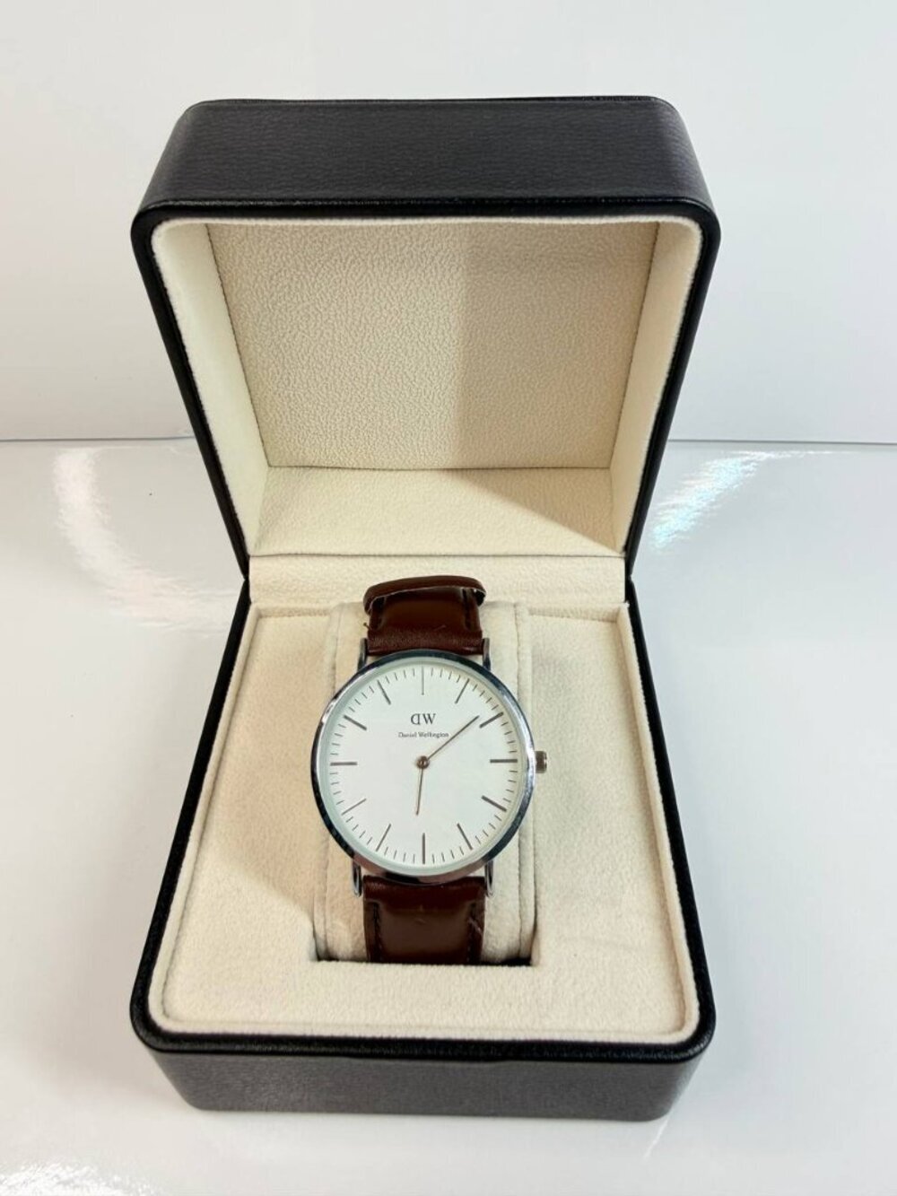 Daniel Wellington Minimalist Watch – Includes  Vintage Eddie Bauer Strap